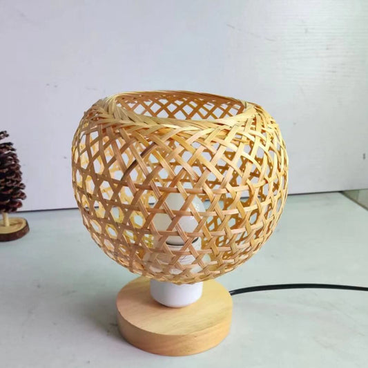 Traditionelle chinesische Bambusweberei Holz Käfig Form 1-Licht Tischlampe für das Studium