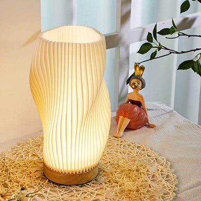 Zeitgenössische skandinavische runde Wellen-Pod Holz PLA 1-Licht Tischlampe für Schlafzimmer