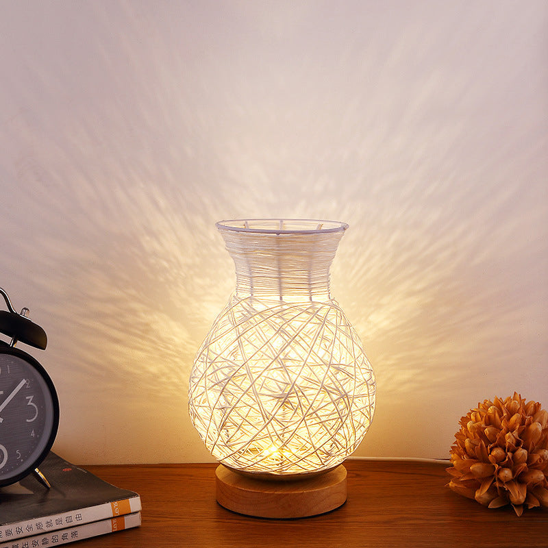 Moderne Rattan Kreative Vase Design LED Tischlampe