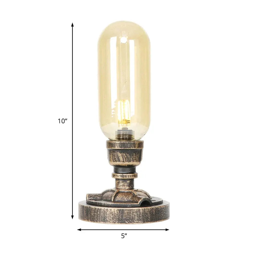 Industriedesign Tischlampe mit Metallrohr