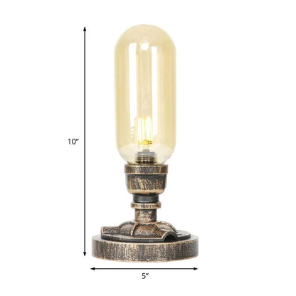 Industriedesign Tischlampe mit Metallrohr