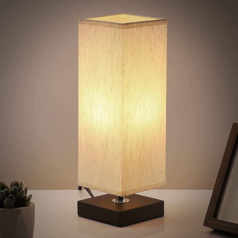 Nachttischlampe - Kleine Schlafzimmerlampen für Nachttische, 3-Farben-Optionen Solid Wood Lampe mit Stoffschirm, Minimalistische Schreibtischleselampen für Kinderzimmer, Wohnzimmer, Büro, Studentenwohnheim (LED-Glühbirne enthalten)