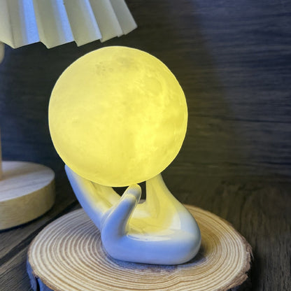 Zeitgenössische kreative Hand 3D-gedruckte Mond PVC LED Tischlampe für das Schlafzimmer