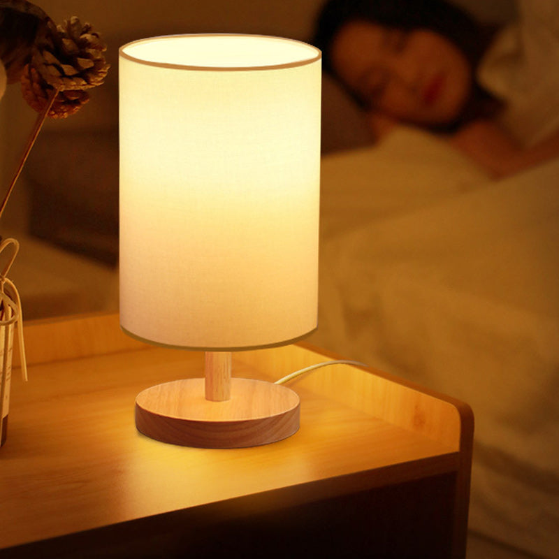 Traditionelle japanische Zylinder Holzstoff 1-Licht Tischlampe für das Wohnzimmer