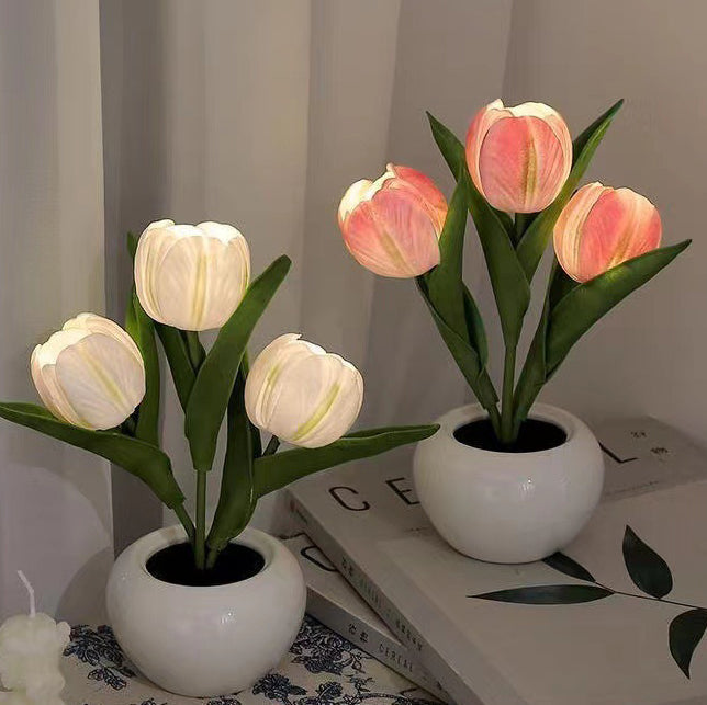 Zeitgenössische kreative Tulpenblumen Keramik PU USB LED Tischlampe für das Schlafzimmer