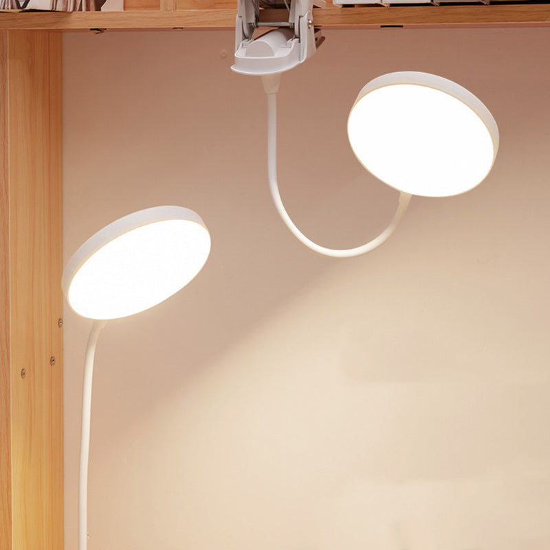 Moderne Minimalistische Runde Adjustable Lange Schlauchklemme Kunststoff LED Tischlampe Für Schlafzimmer