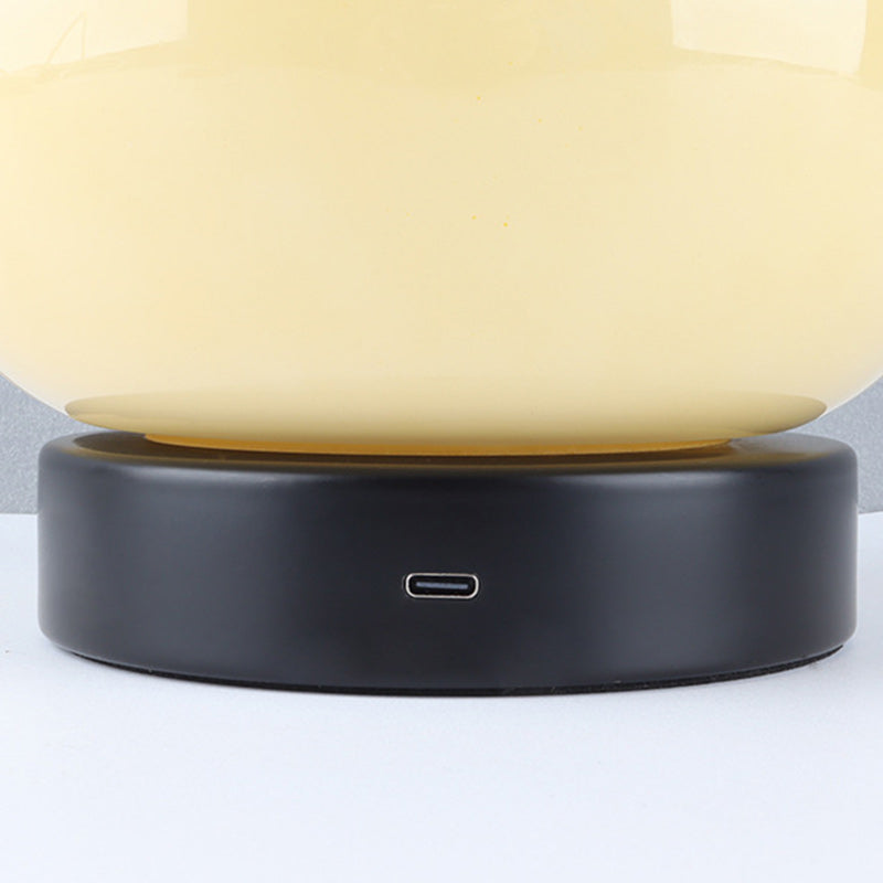 Moderne Minimalistische Creme-Birnen-Disc-Basis-Hardware-Glas-LED-Tischlampe für das Schlafzimmer