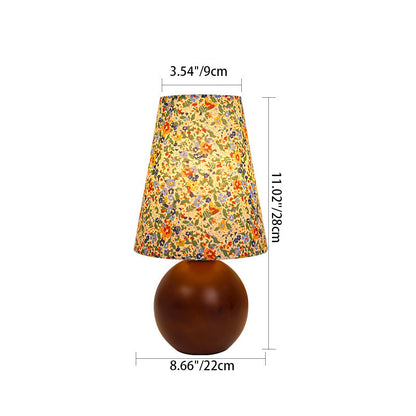 Traditionelle Vintage Rundtischkugel Zylinderbasis Blumenverzierung Massivholz Stoff LED Tischlampe für Schlafzimmer