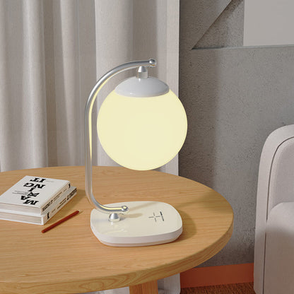 Zeitgenössische skandinavische ABS-Mondschattierung Imitation Holzmaserung Basis LED Tischlampe für Schlafzimmer