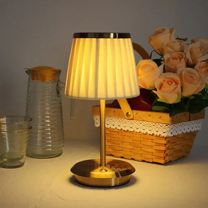 LumiSérénité – Zeitlos elegante Lampe