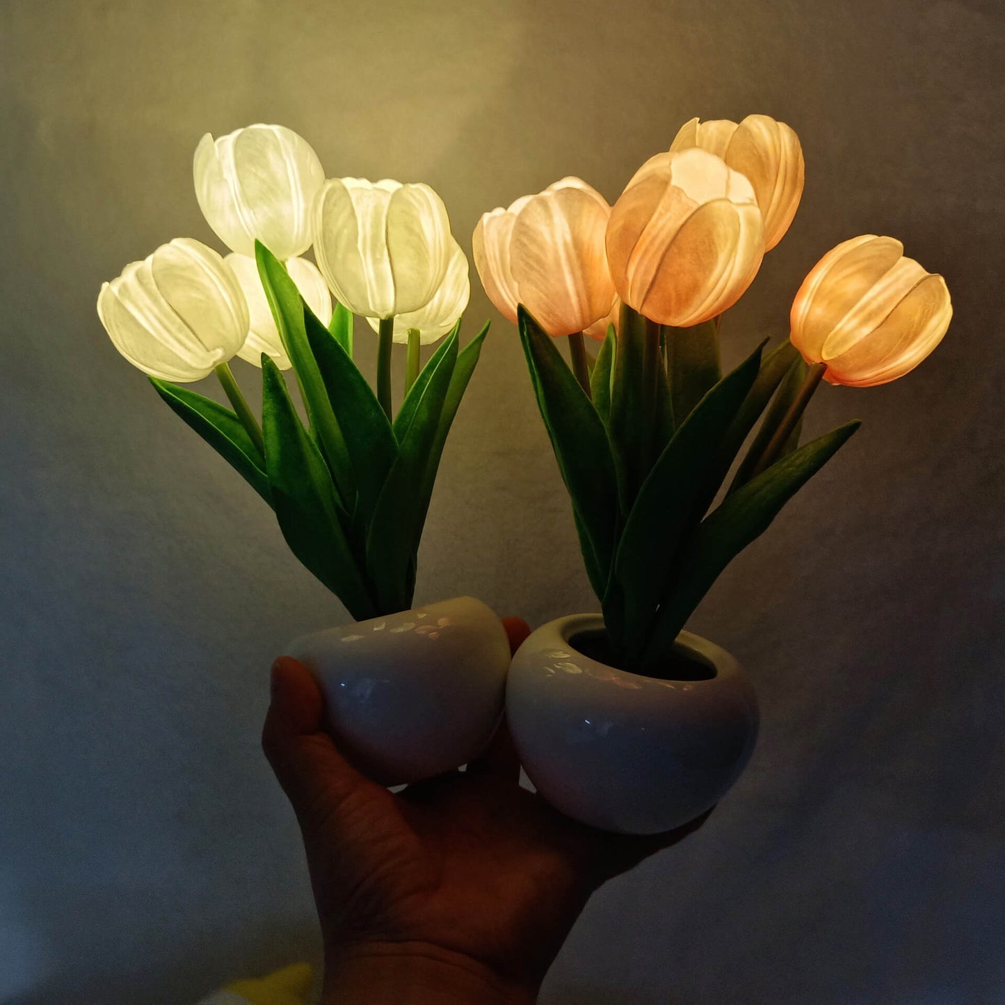 Moderne kreative Simulation Tulpen-Pfingstrose LED Nachtlicht Tischlampe