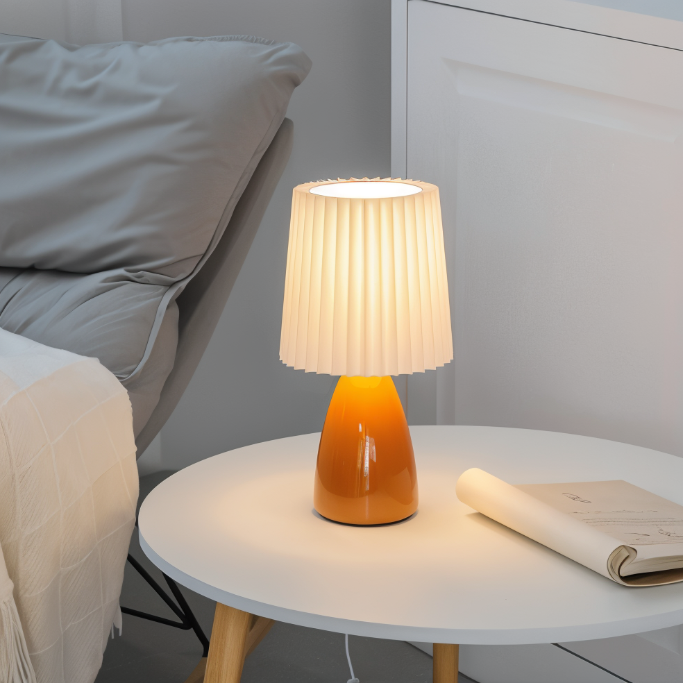 ConePleated Tischleuchte - LED Keramik Milkshake Schreibtischlampe