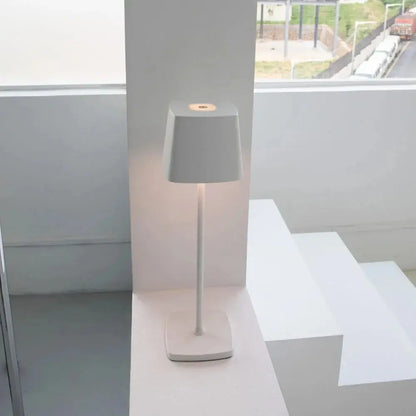 ÉclairezAvecStyle - Moderne drahtlose Stehlampe mit LED-Beleuchtung