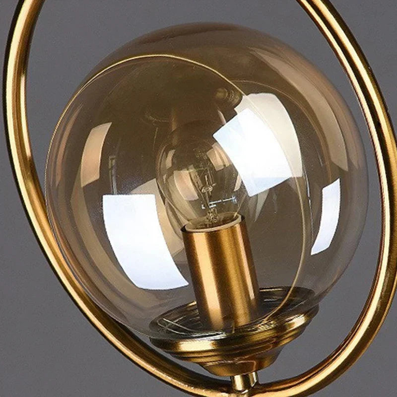 Elegante Glasbordlampe | LuminousElegance