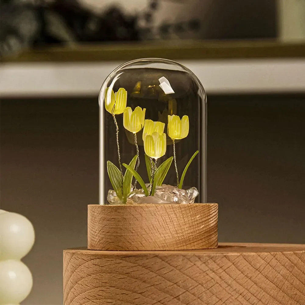 Handgemachte Tulpen-Nachtlampe mit zartem Glasdeckel | Elegante Stimmungsbeleuchtung - TulipGlass