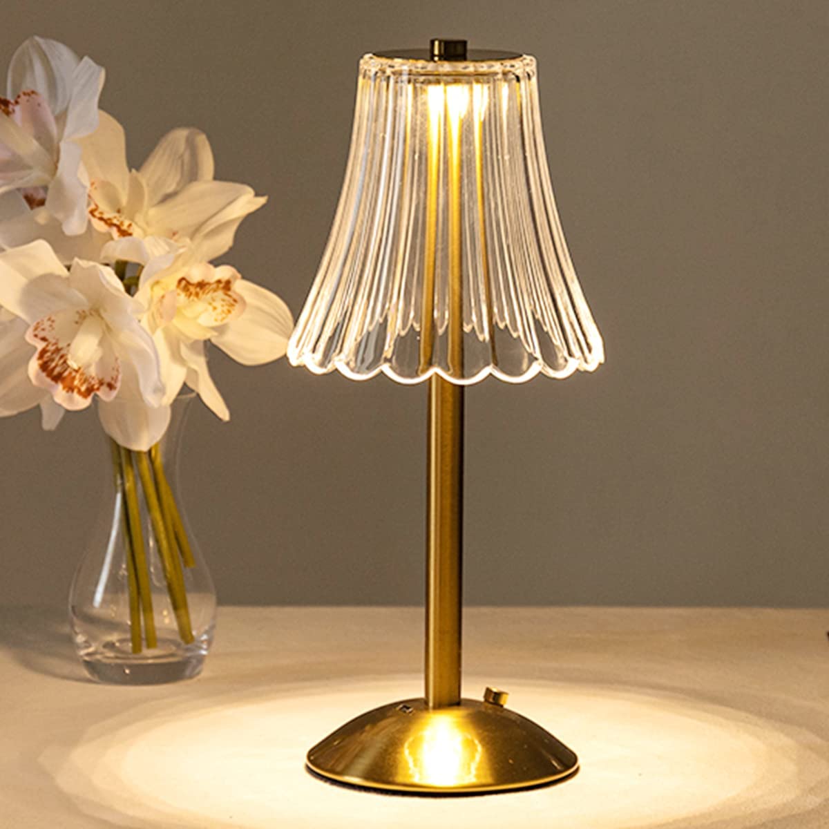 Vintage Goldene Kristall Tischlampe - AtmosGlow