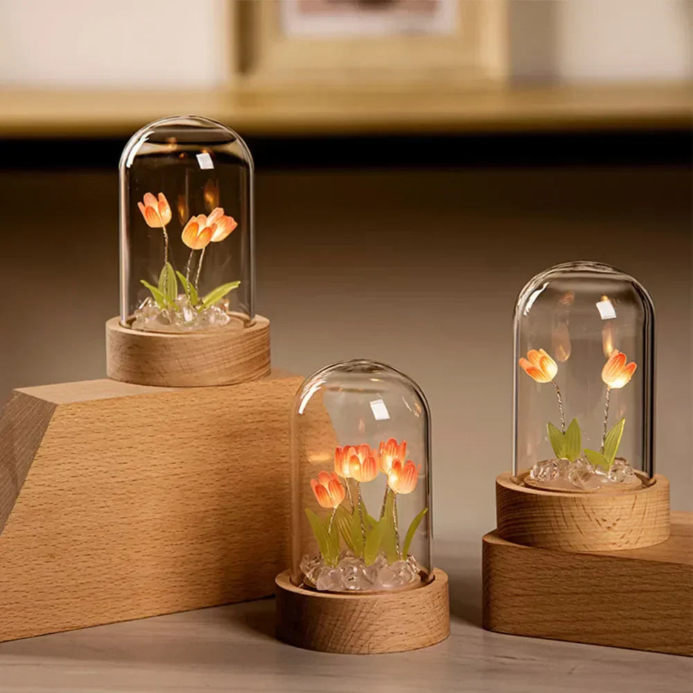 Handgemachte Tulpen-Nachtlampe mit zartem Glasdeckel | Elegante Stimmungsbeleuchtung - TulipGlass