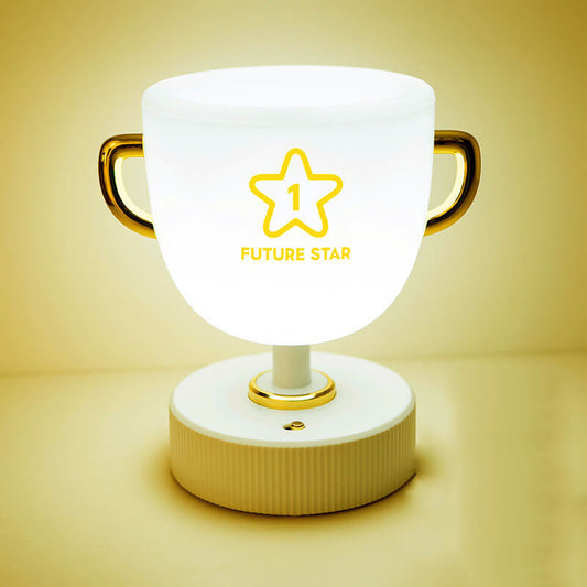 Kreative Pokal LED Nachtlicht USB Tischlampe