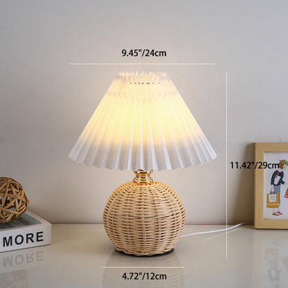 Zeitgenössische nordische Rattanstoff gefaltete konische Ball-LED-Tischlampe für das Schlafzimmer