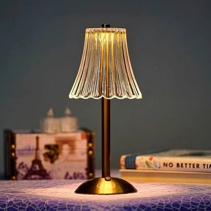 – Elegante und moderne Tischlampe