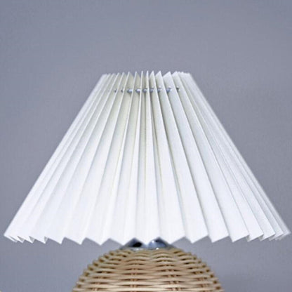 Faltbare Rattan-Nachttischlampe