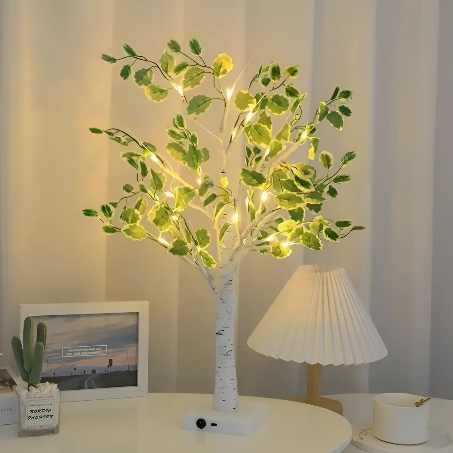 LED Baumlampe - BrightTree - Strahlende Beleuchtung - Home-Dekoration